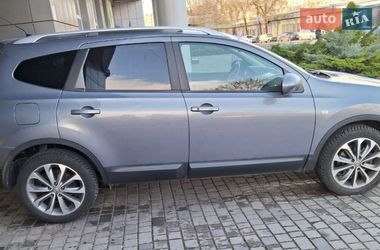 Внедорожник / Кроссовер Nissan Qashqai+2 2009 в Днепре