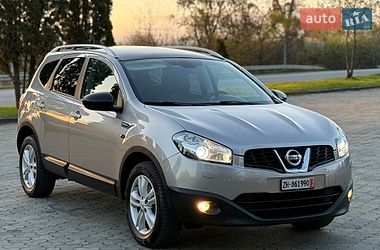 Внедорожник / Кроссовер Nissan Qashqai+2 2010 в Дубно