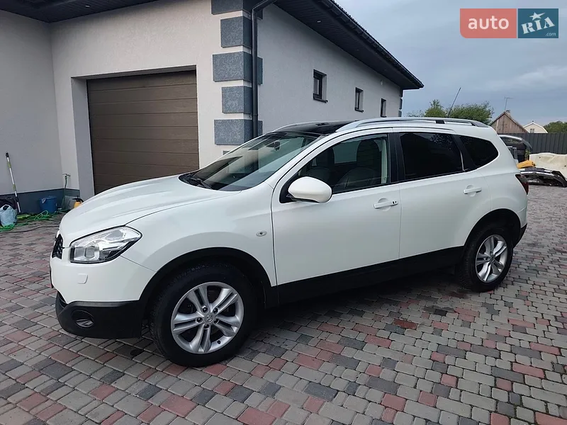 Nissan Qashqai+2