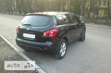 Внедорожник / Кроссовер Nissan Qashqai 2008 в 