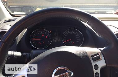 Внедорожник / Кроссовер Nissan Qashqai 2011 в 