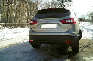 Внедорожник / Кроссовер Nissan Qashqai 2014 в 