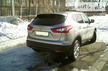 Внедорожник / Кроссовер Nissan Qashqai 2014 в 