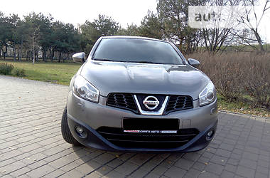 Внедорожник / Кроссовер Nissan Qashqai 2012 в Днепре