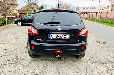 Внедорожник / Кроссовер Nissan Qashqai 2012 в Ивано-Франковске