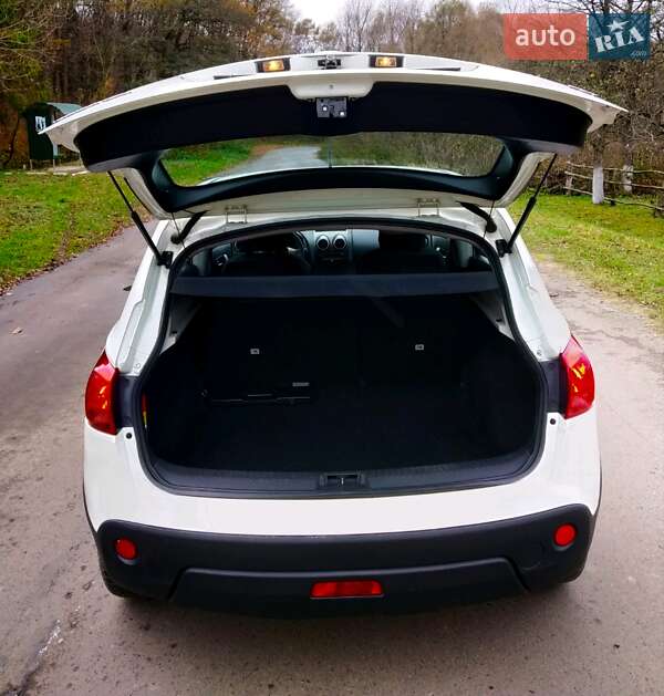 Внедорожник / Кроссовер Nissan Qashqai 2008 в Львове