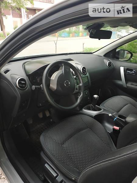 Позашляховик / Кросовер Nissan Qashqai 2008 в Києві