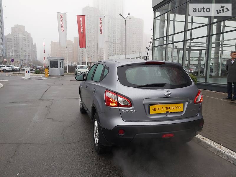 Позашляховик / Кросовер Nissan Qashqai 2011 в Києві
