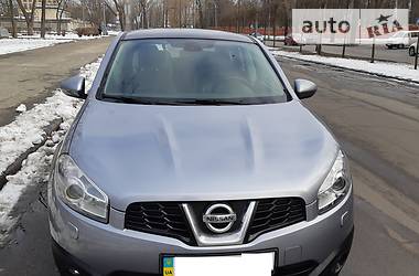 Позашляховик / Кросовер Nissan Qashqai 2010 в 