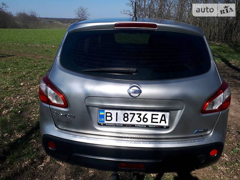 Позашляховик / Кросовер Nissan Qashqai 2011 в Полтаві