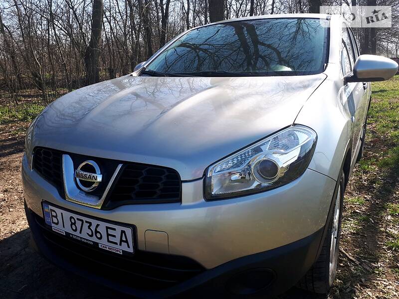 Позашляховик / Кросовер Nissan Qashqai 2011 в Полтаві