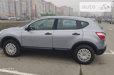 Позашляховик / Кросовер Nissan Qashqai 2011 в Києві