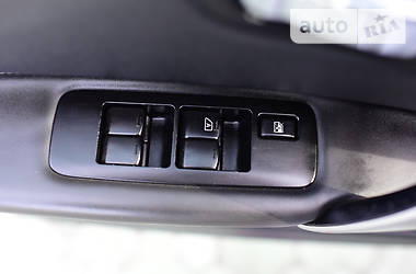 Позашляховик / Кросовер Nissan Qashqai 2010 в 