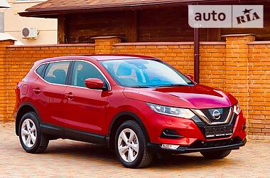 Позашляховик / Кросовер Nissan Qashqai 2018 в 