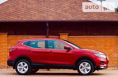 Позашляховик / Кросовер Nissan Qashqai 2018 в 
