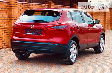 Позашляховик / Кросовер Nissan Qashqai 2018 в 