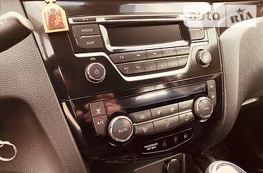 Позашляховик / Кросовер Nissan Qashqai 2018 в 