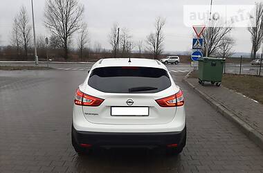 Внедорожник / Кроссовер Nissan Qashqai 2016 в Хмельницком