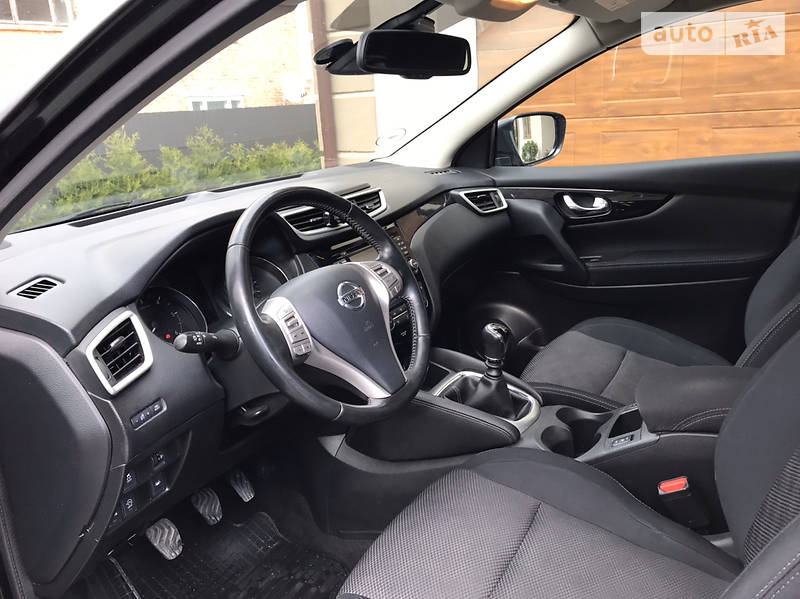 Позашляховик / Кросовер Nissan Qashqai 2015 в Тернополі