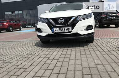 Позашляховик / Кросовер Nissan Qashqai 2017 в Львові