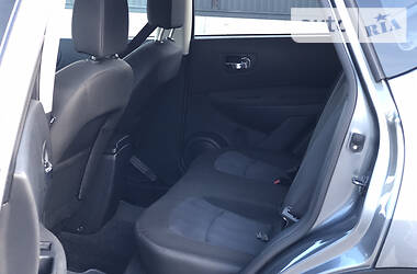 Позашляховик / Кросовер Nissan Qashqai 2013 в 