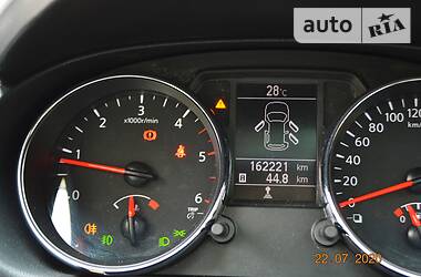 Позашляховик / Кросовер Nissan Qashqai 2014 в 