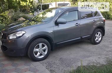 Позашляховик / Кросовер Nissan Qashqai 2012 в Краснограді