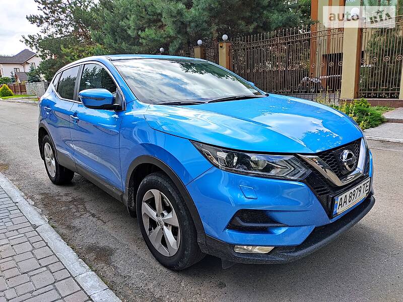 Позашляховик / Кросовер Nissan Qashqai 2017 в 