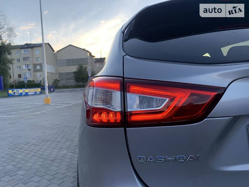 Позашляховик / Кросовер Nissan Qashqai 2017 в Івано-Франківську