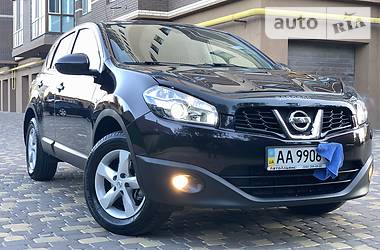 Внедорожник / Кроссовер Nissan Qashqai 2012 в Киеве