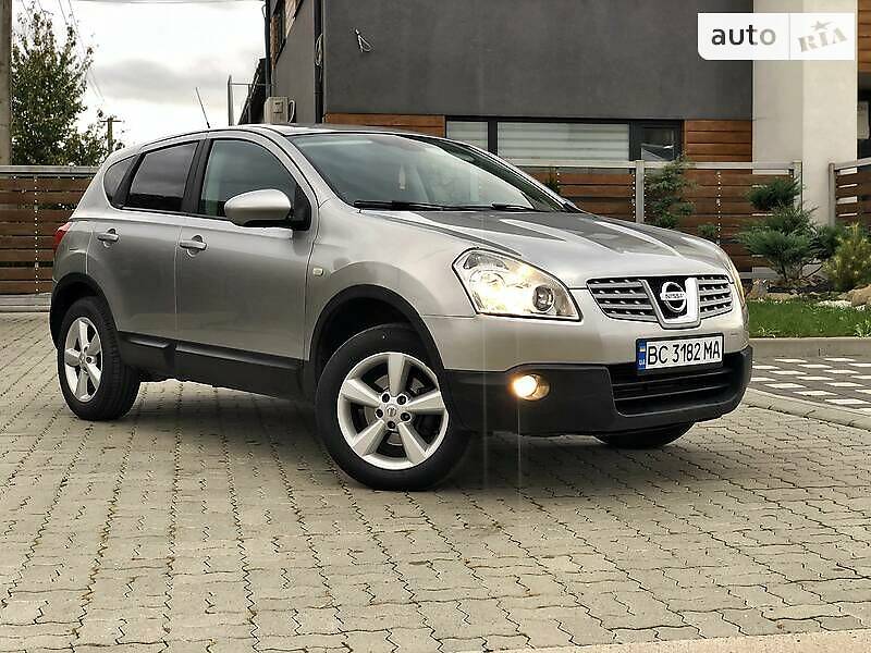 Универсал Nissan Qashqai 2010 в Трускавце