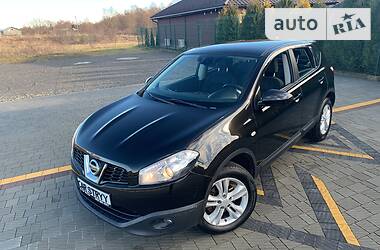 Внедорожник / Кроссовер Nissan Qashqai 2011 в Стрые