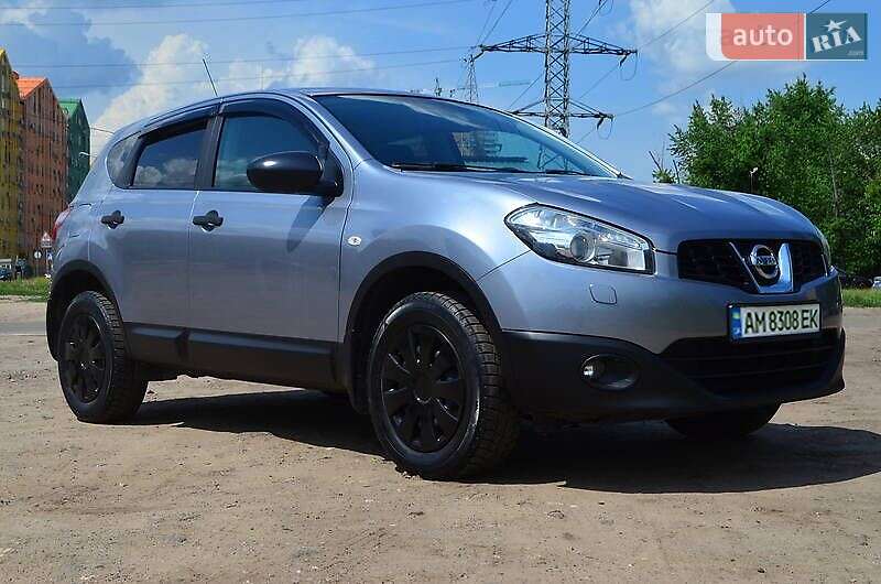 Внедорожник / Кроссовер Nissan Qashqai 2010 в Радомышле