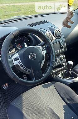 Внедорожник / Кроссовер Nissan Qashqai 2010 в Житомире