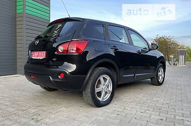 Внедорожник / Кроссовер Nissan Qashqai 2007 в 