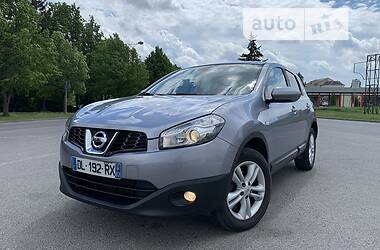 Внедорожник / Кроссовер Nissan Qashqai 2013 в Дубно