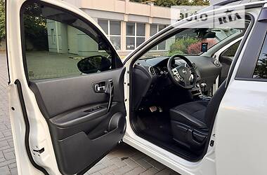 Внедорожник / Кроссовер Nissan Qashqai 2014 в 