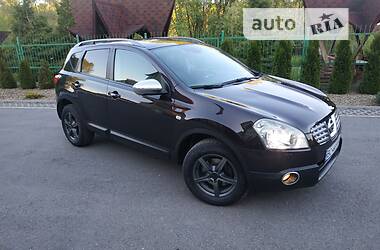 Позашляховик / Кросовер Nissan Qashqai 2009 в Стрию