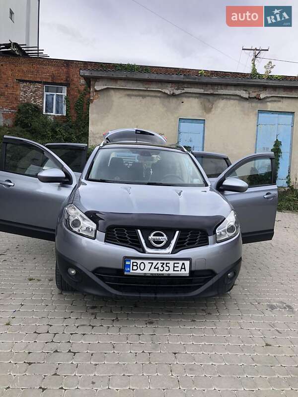 Внедорожник / Кроссовер Nissan Qashqai 2011 в Чорткове