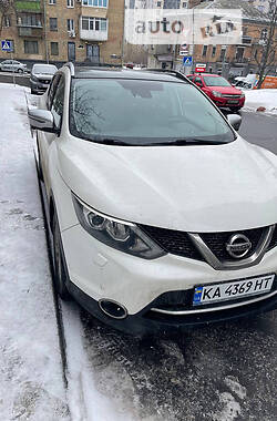 Позашляховик / Кросовер Nissan Qashqai 2014 в Києві