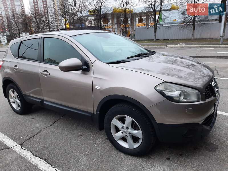 Внедорожник / Кроссовер Nissan Qashqai 2012 в Киеве
