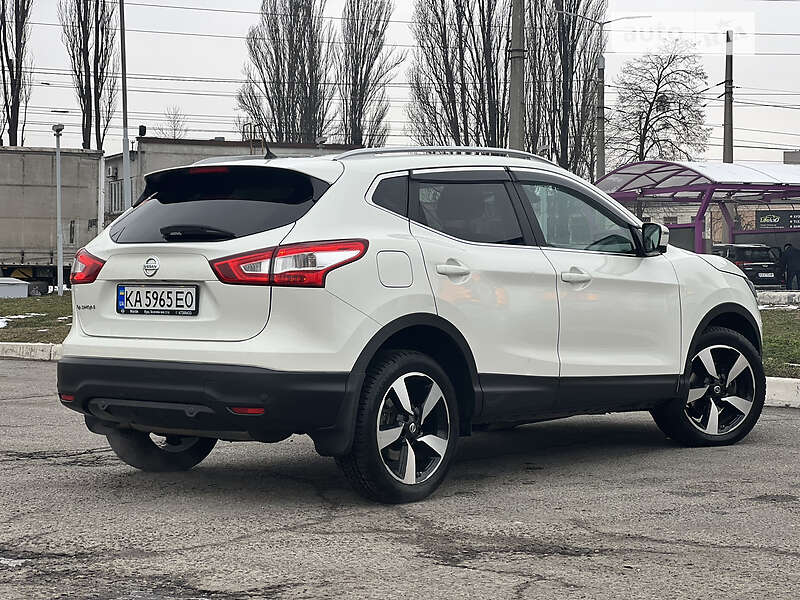 Позашляховик / Кросовер Nissan Qashqai 2016 в Києві