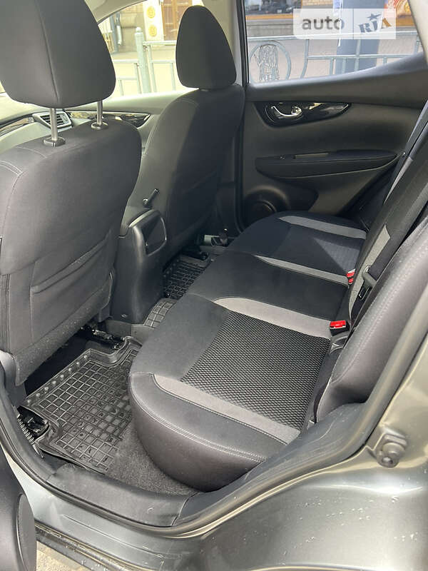 Внедорожник / Кроссовер Nissan Qashqai 2017 в Киеве