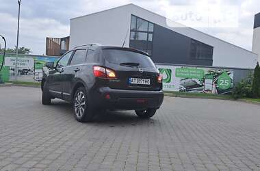 Внедорожник / Кроссовер Nissan Qashqai 2010 в 