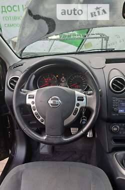 Внедорожник / Кроссовер Nissan Qashqai 2010 в 