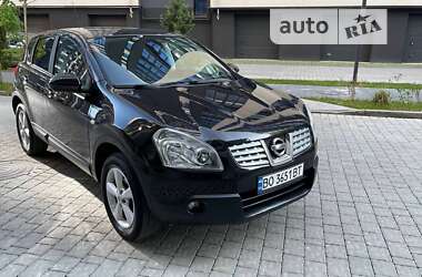Внедорожник / Кроссовер Nissan Qashqai 2009 в 