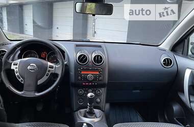 Внедорожник / Кроссовер Nissan Qashqai 2009 в 