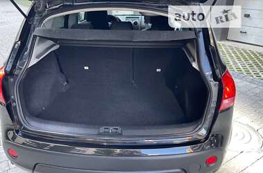 Внедорожник / Кроссовер Nissan Qashqai 2009 в 