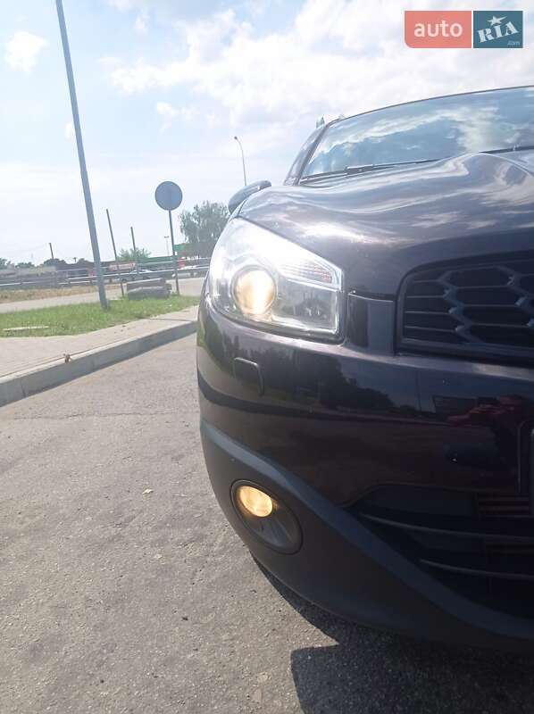 Позашляховик / Кросовер Nissan Qashqai 2010 в Харкові