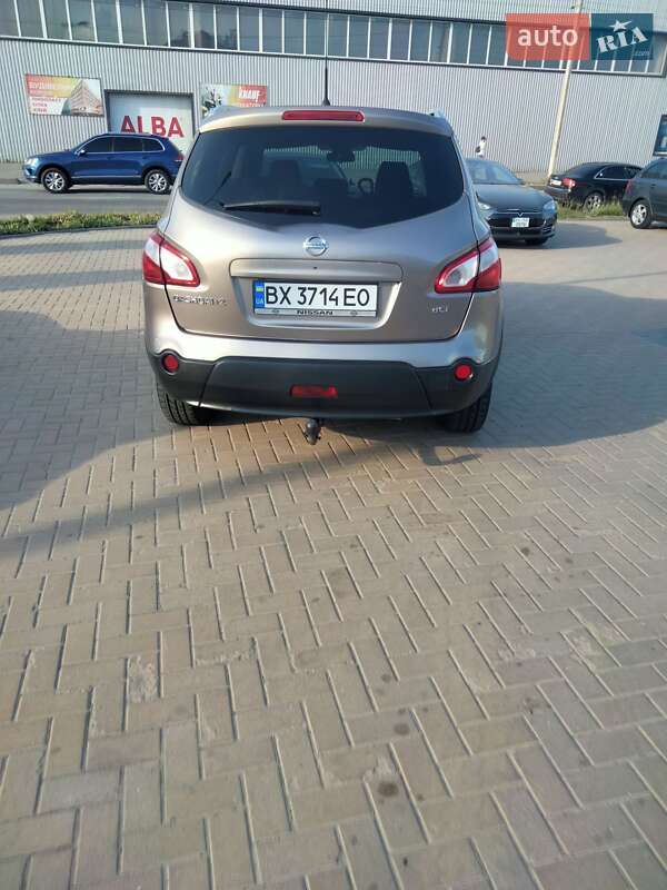 Внедорожник / Кроссовер Nissan Qashqai 2012 в Хмельницком